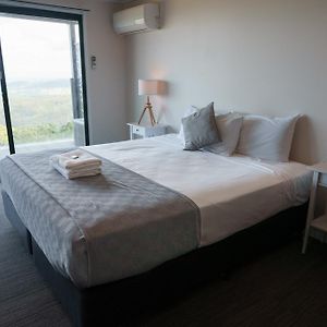 Glasshouse View Room